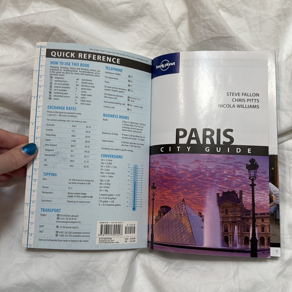 Lonely Planet Paris City Guide Paperback Book with Pull-Out Map. 8th Edition. - Picture 14 of 16